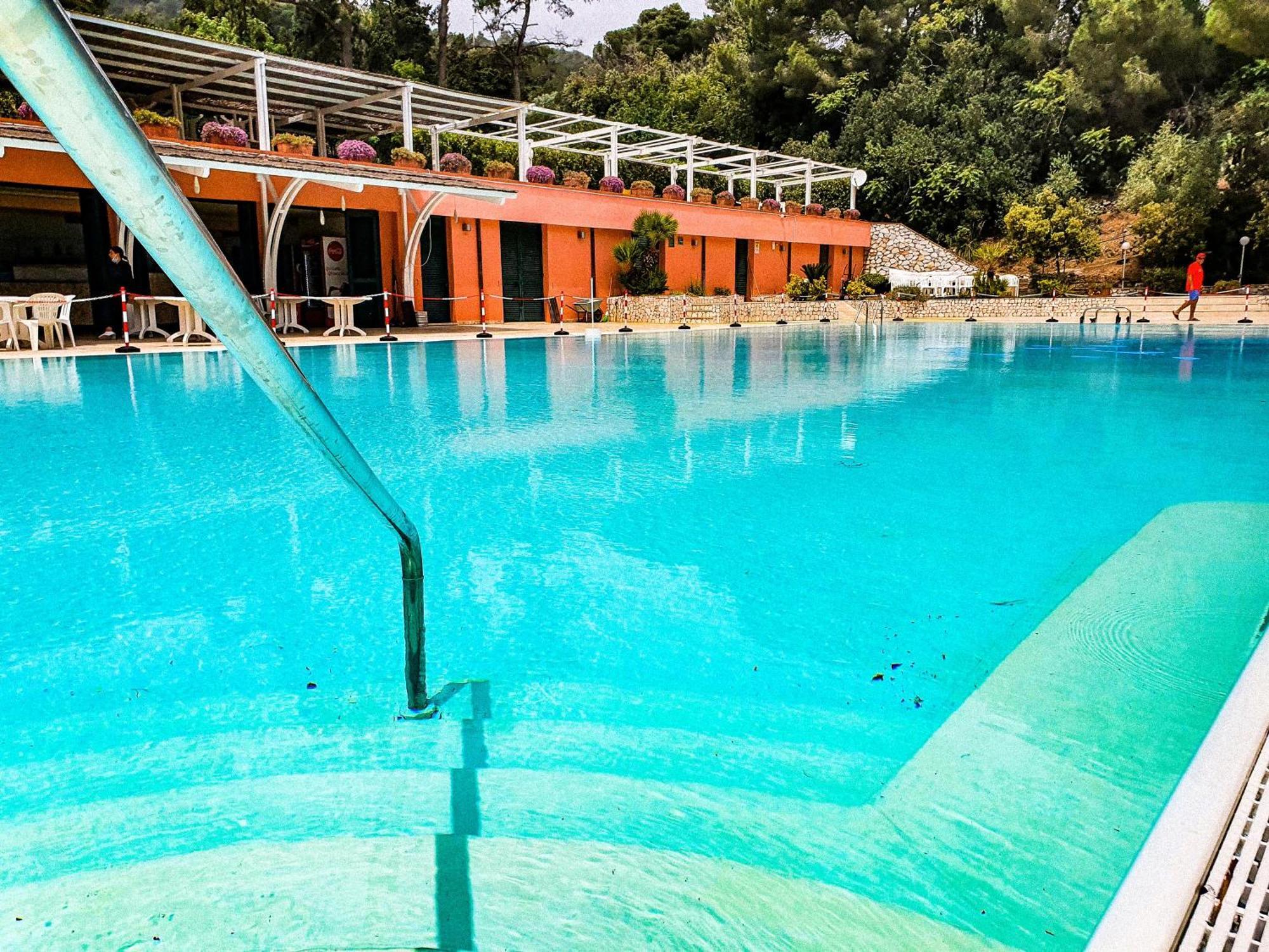 Appartamento Capo D Arco Il Pino Rio Marina Bagian luar foto